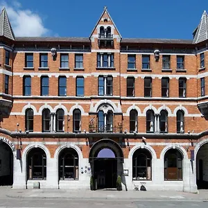 Hotel Isaacs Cork
